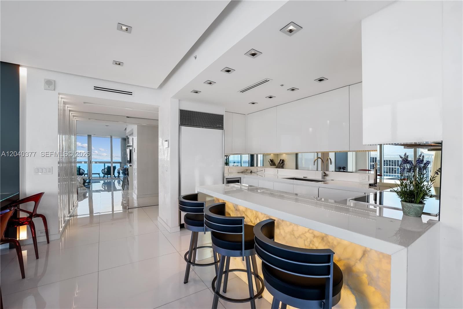 6899 Collins Ave 2208 photo 12