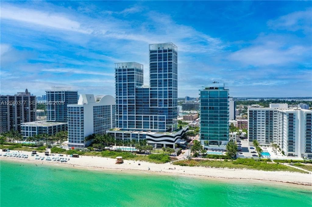 6899 Collins Ave 2208 photo 3