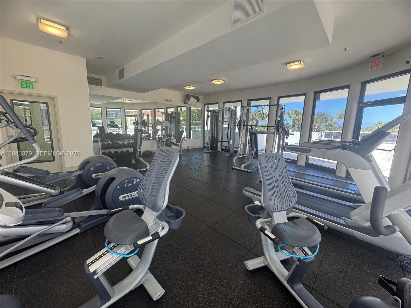 20505 E Country Club Dr 835 photo 19