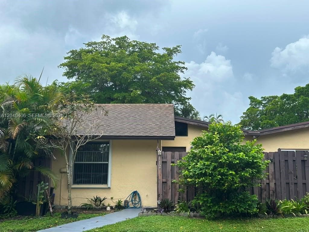 112 Fox Rd 2-50 photo 3