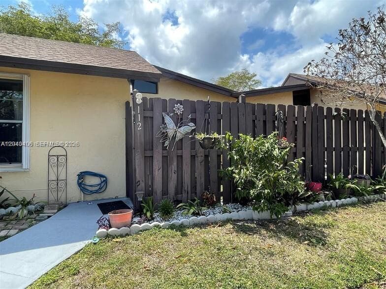 112 Fox Rd 2-50 photo 1