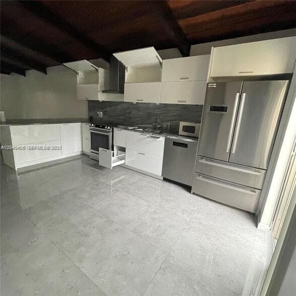 112 Fox Rd 2-50 photo 5