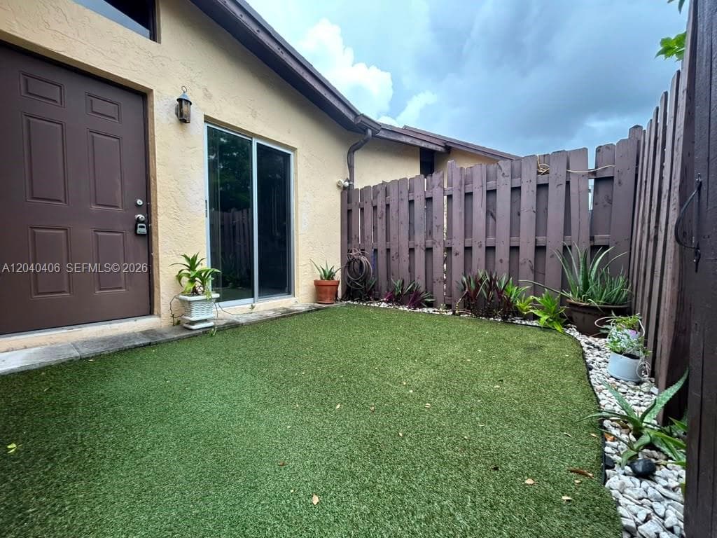 112 Fox Rd 2-50 photo 4