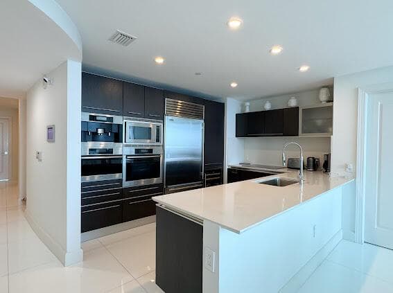17001 Collins Avenue 4204 photo 8