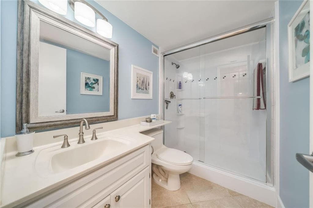 299 N Riverside Drive 604 photo 22