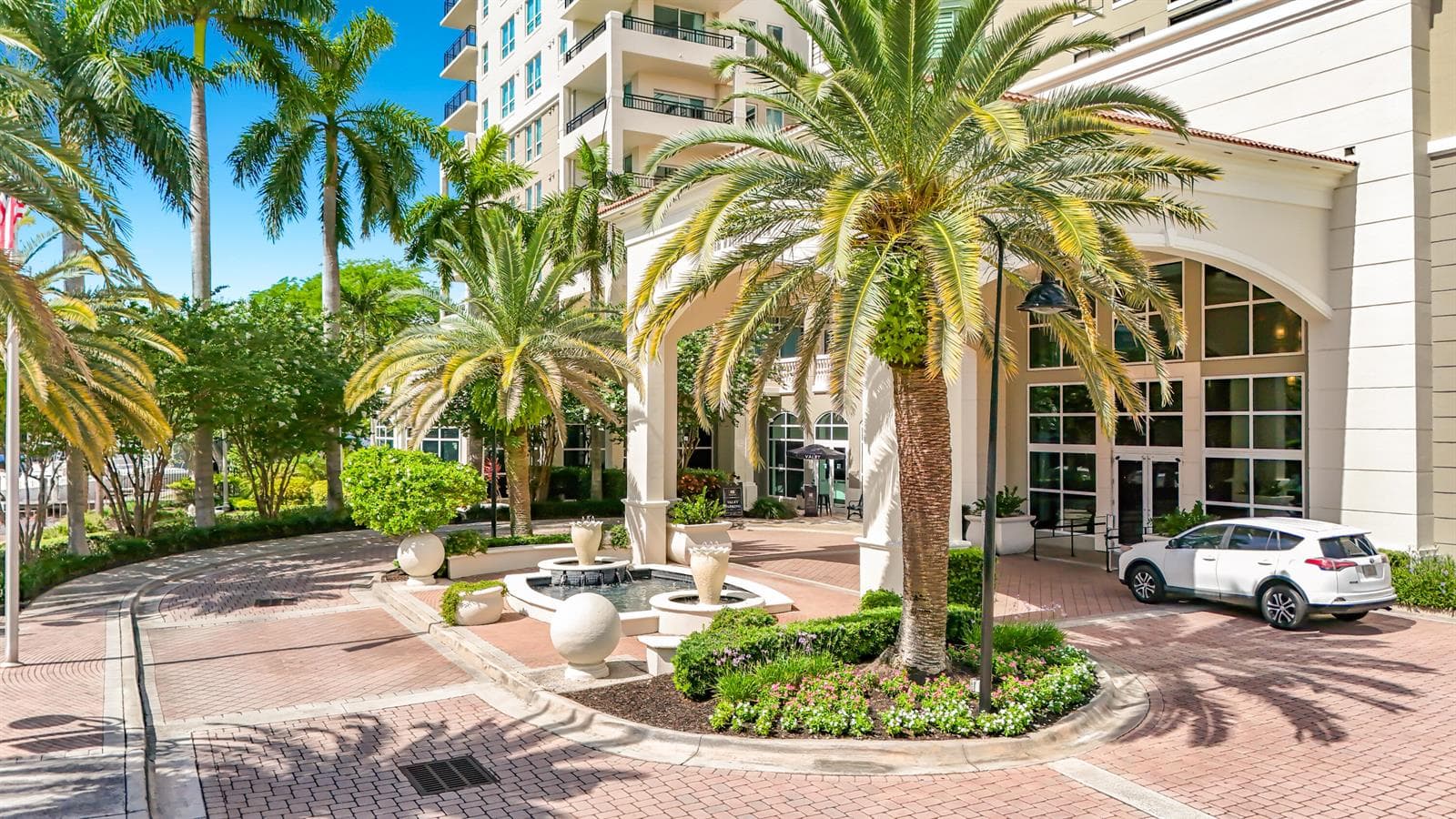 610 W Las Olas Boulevard 1819n photo 3