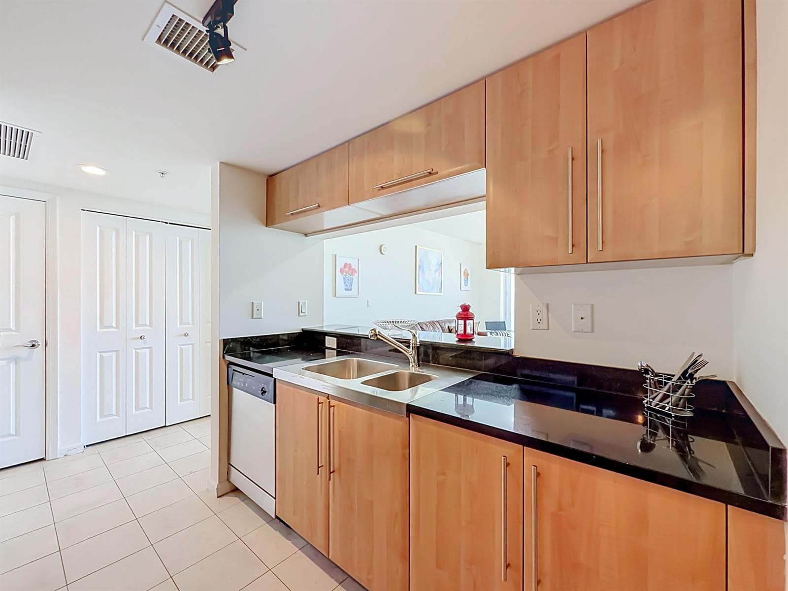 610 W Las Olas Boulevard 1819n photo 18