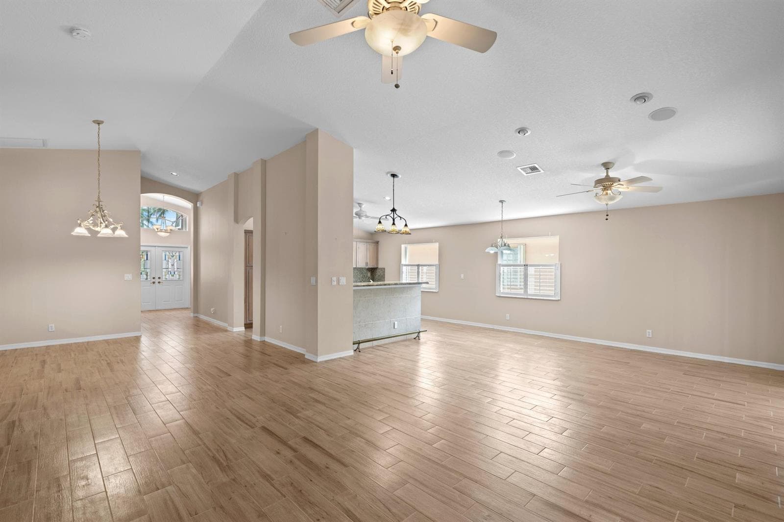7818 Caprio Drive photo 6