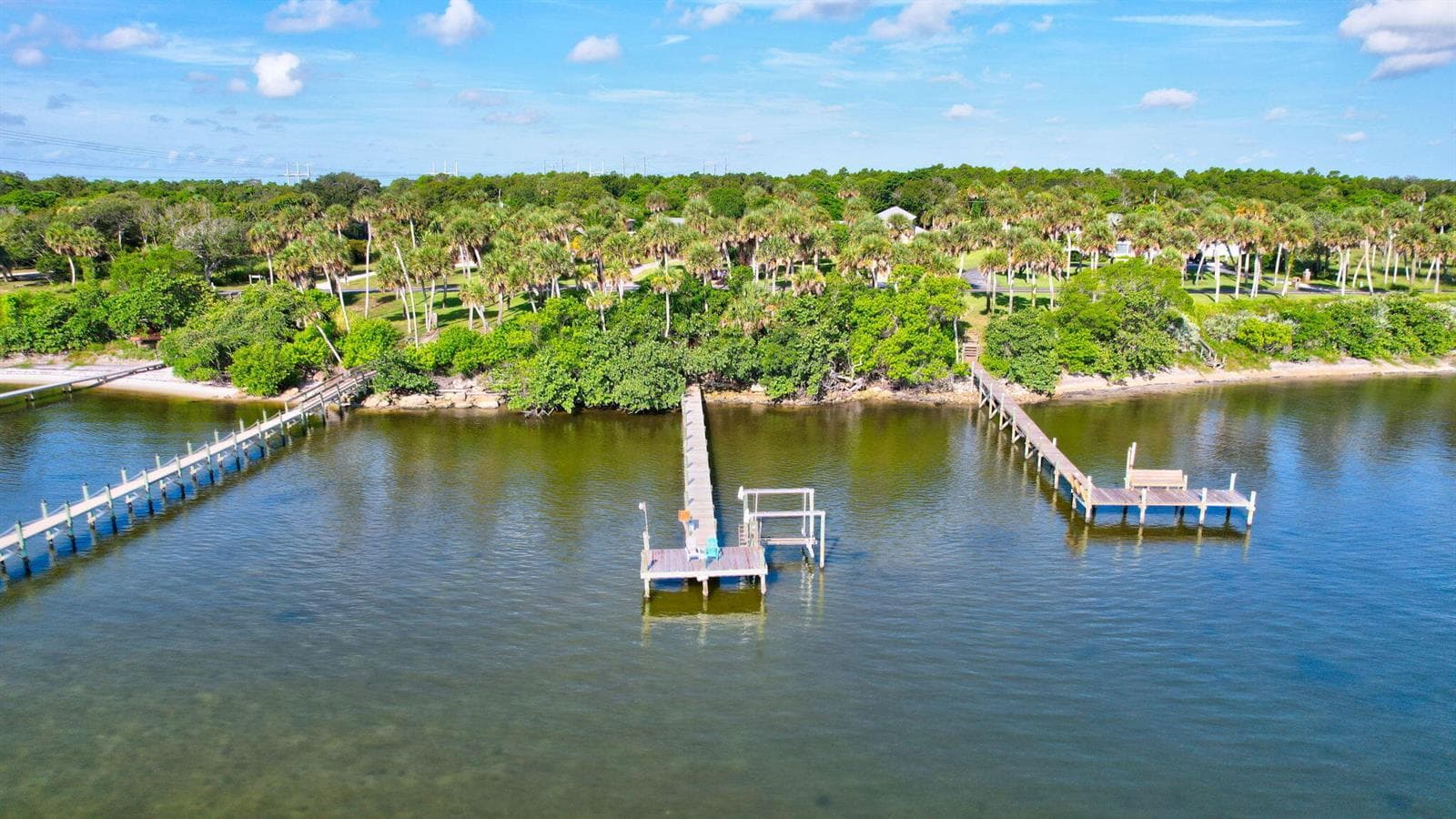 7501 S Indian River Drive photo 3