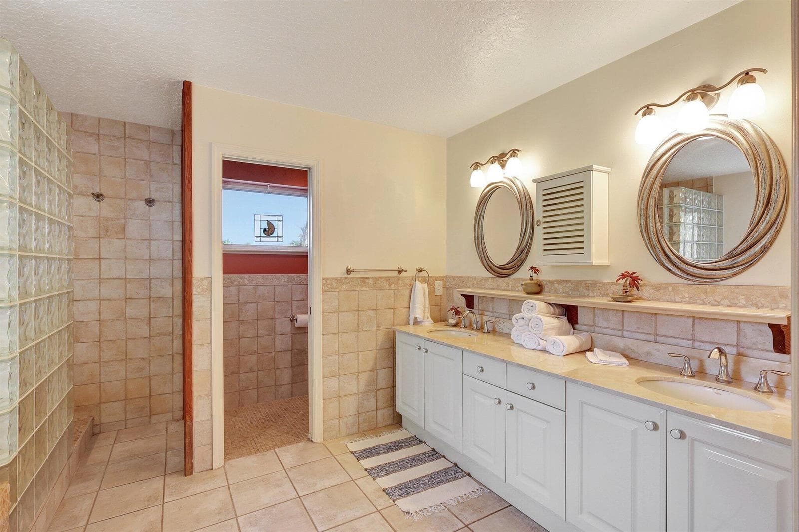 7501 S Indian River Drive photo 20