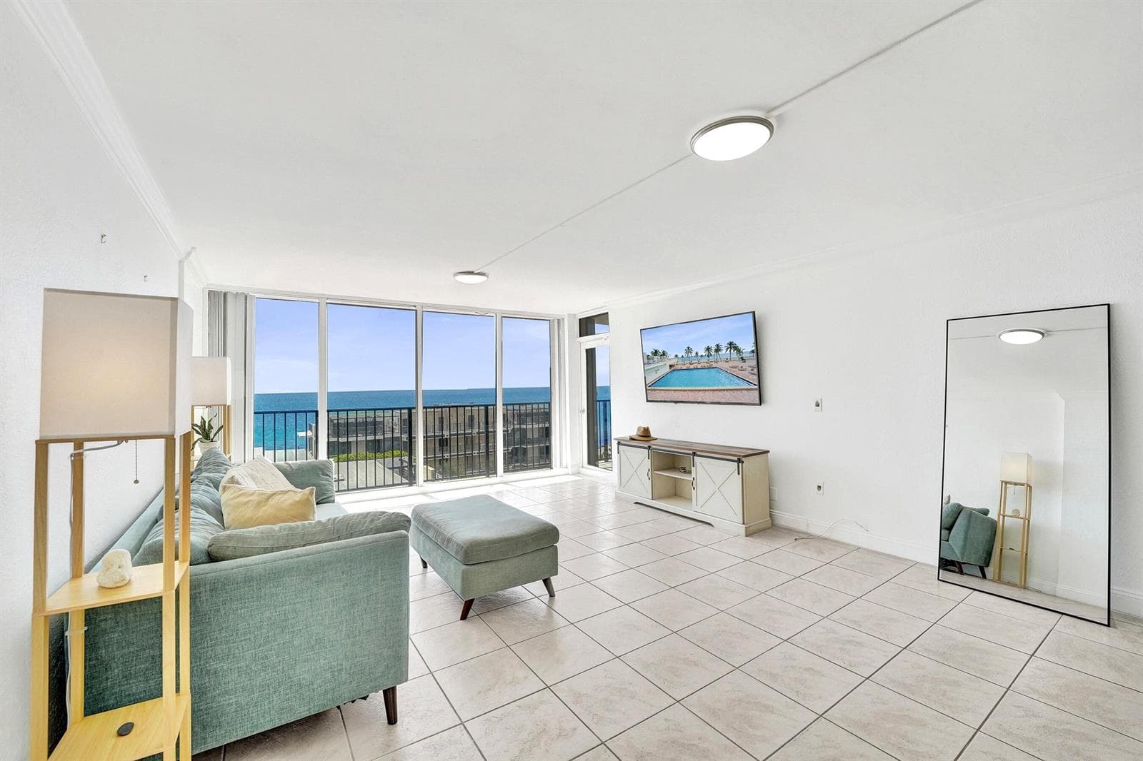 2101 S Ocean Drive 801 photo 9