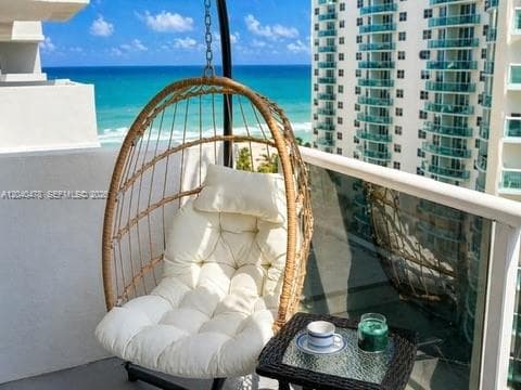 3725 S Ocean Dr 1124 photo 23