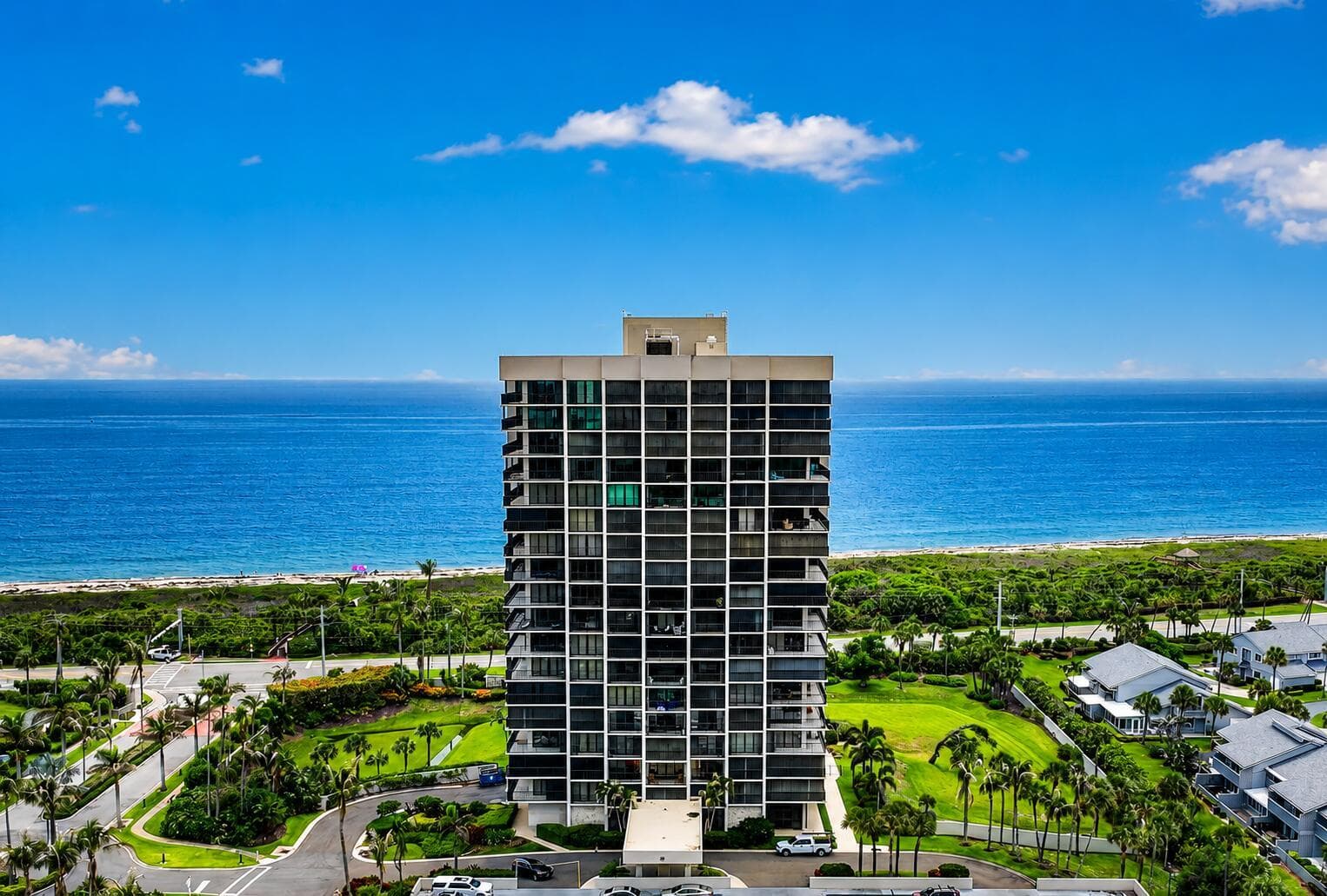 5047 N Highway A1a 1704 photo 1