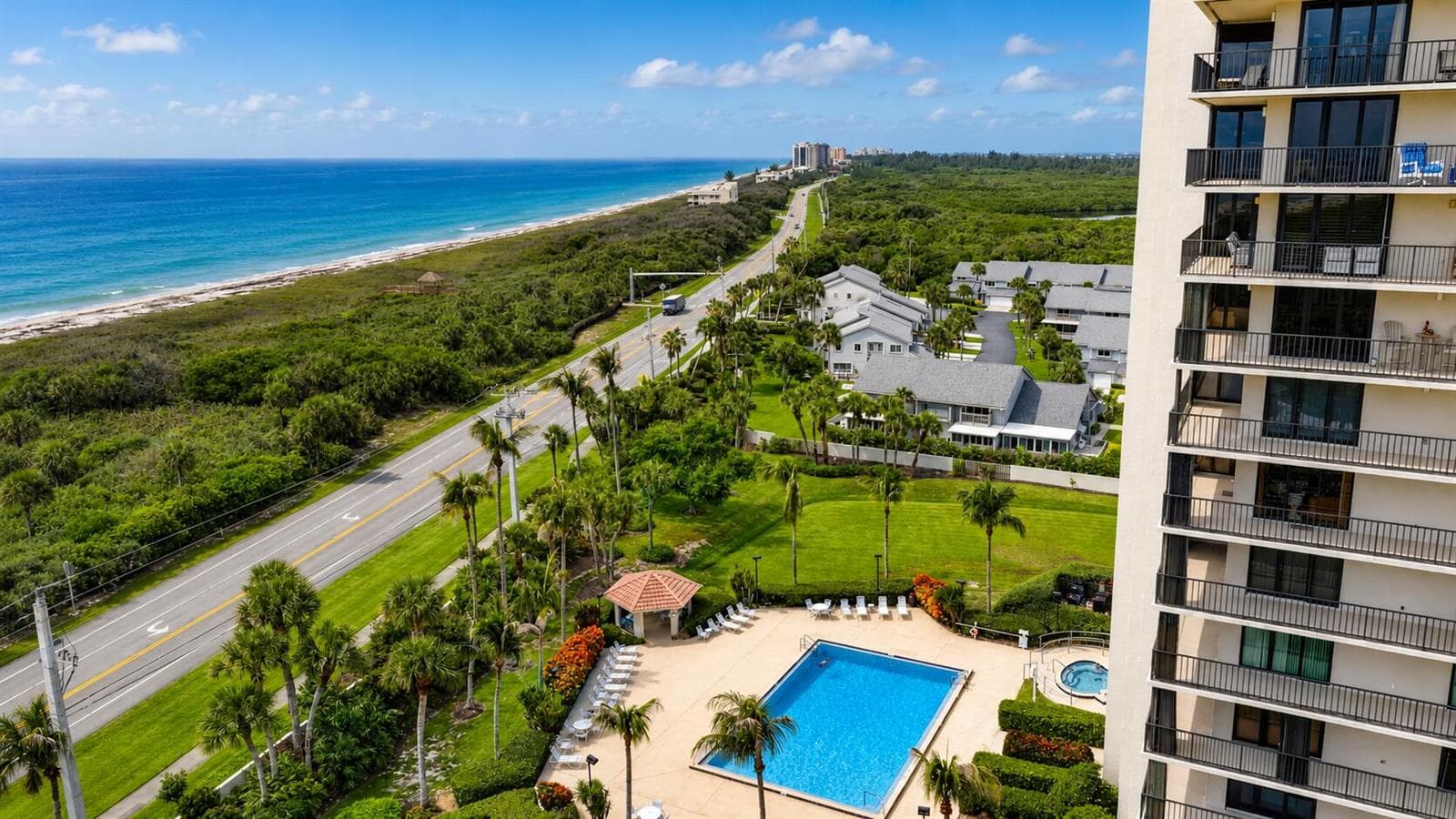 5047 N Highway A1a 1704 photo 4
