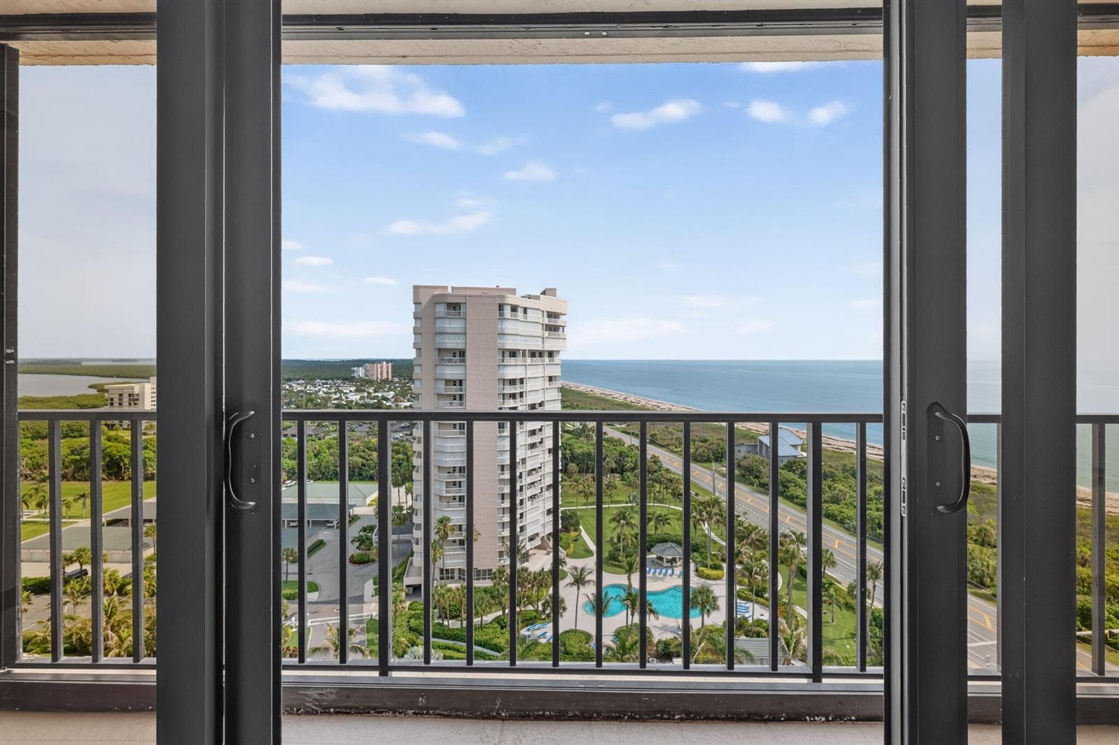 5047 N Highway A1a 1704 photo 21