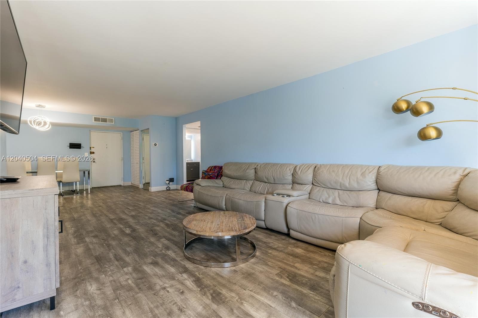 290 174th St 318 photo 11