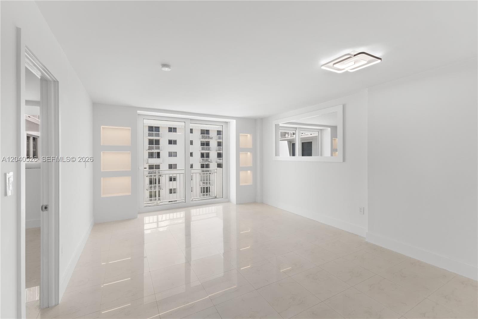 345 Ocean Dr 924 photo 9