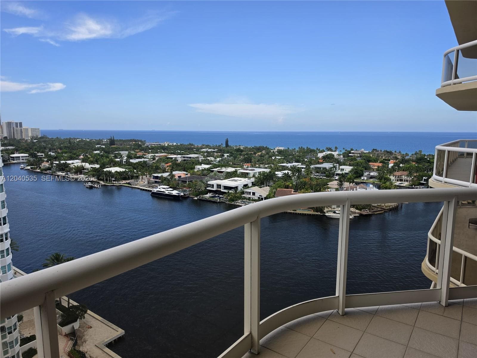 20191 E Country Club Dr 1805 photo 15