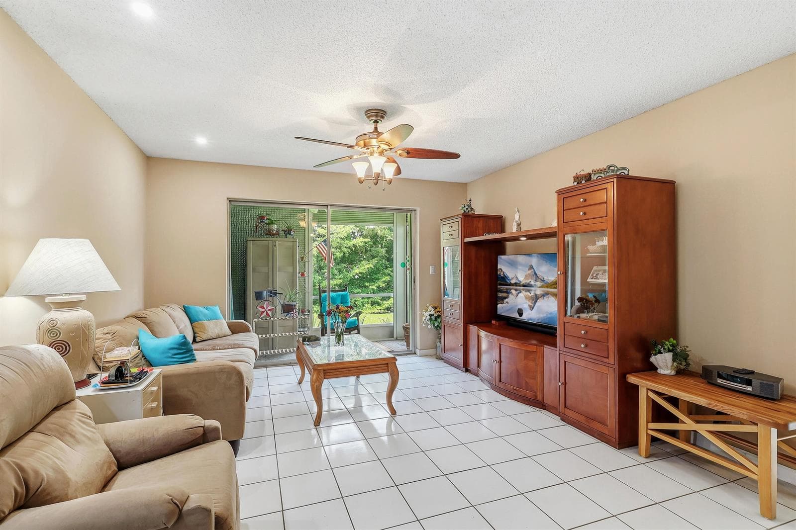 215 Lake Carol Drive photo 2