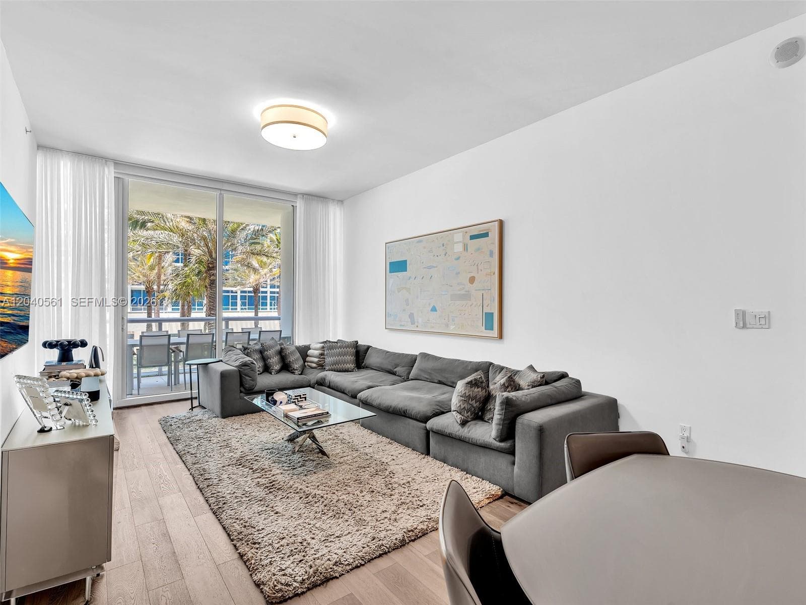 6799 Collins Ave 203 photo 2