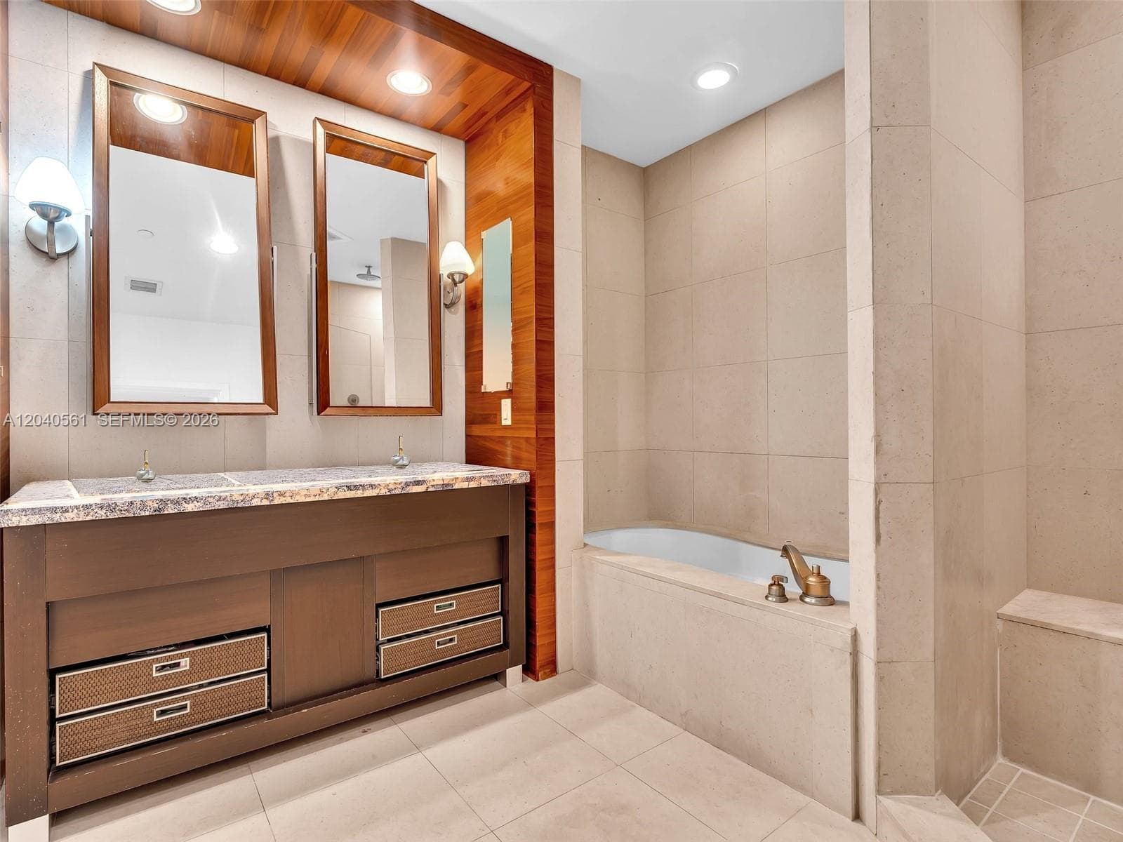 6799 Collins Ave 203 photo 20