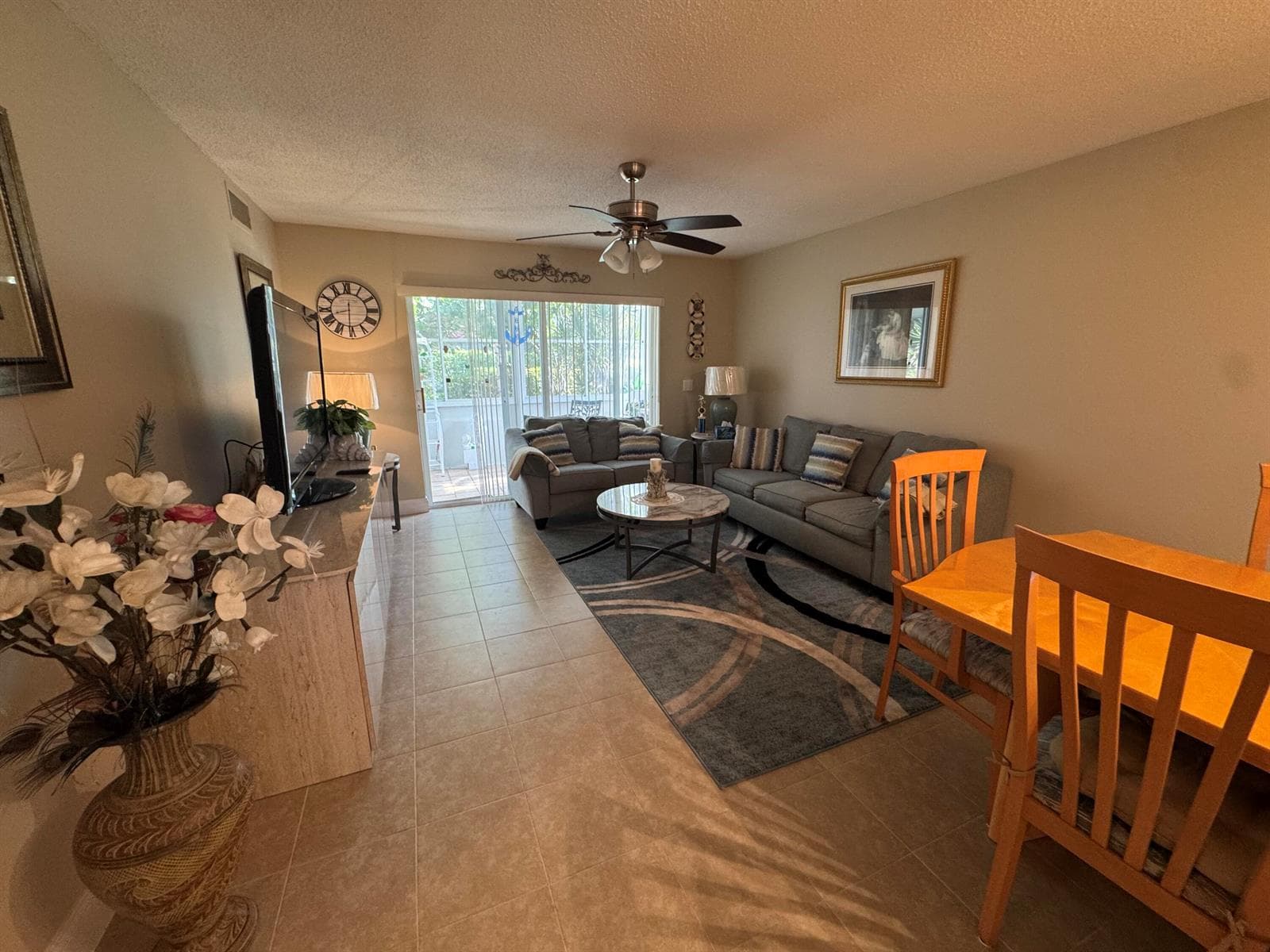 12024 W Greenway Drive 106 photo 9