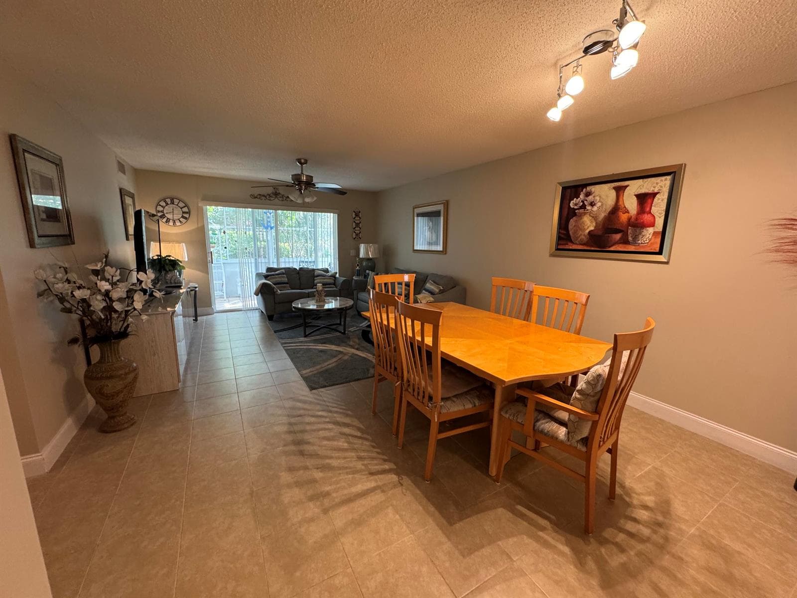 12024 W Greenway Drive 106 photo 11