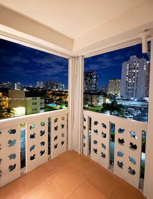 1893 S Ocean Dr 601 photo 16