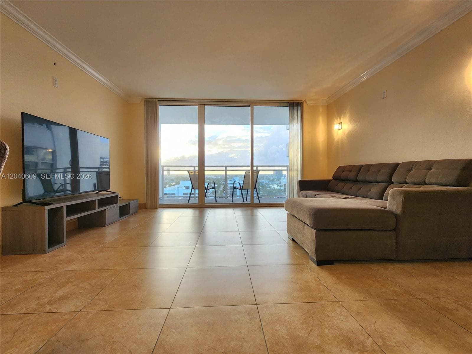 2030 S Ocean Dr 1901 photo 5