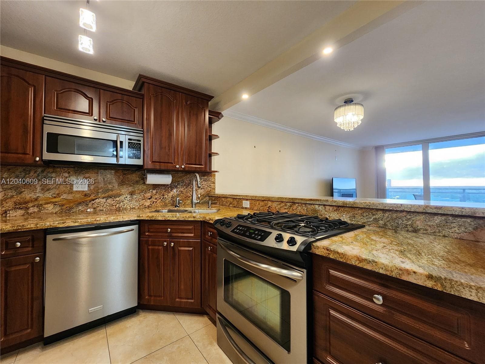 2030 S Ocean Dr 1901 photo 8