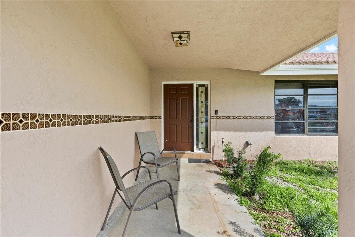 13482 Columbine Avenue photo 6