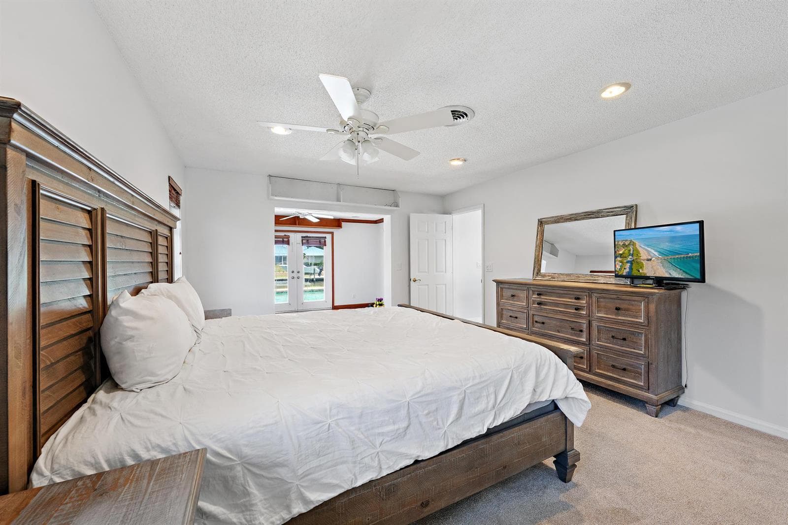 8422 SE Royal Street photo 22