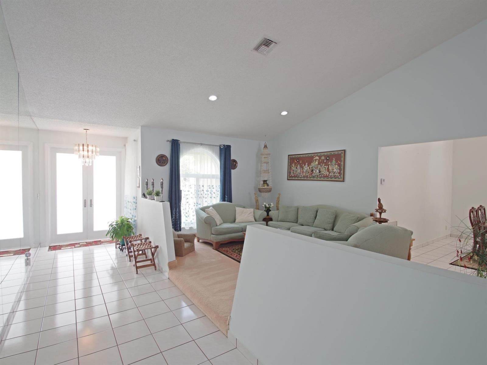 6300 NW 60th Way photo 4