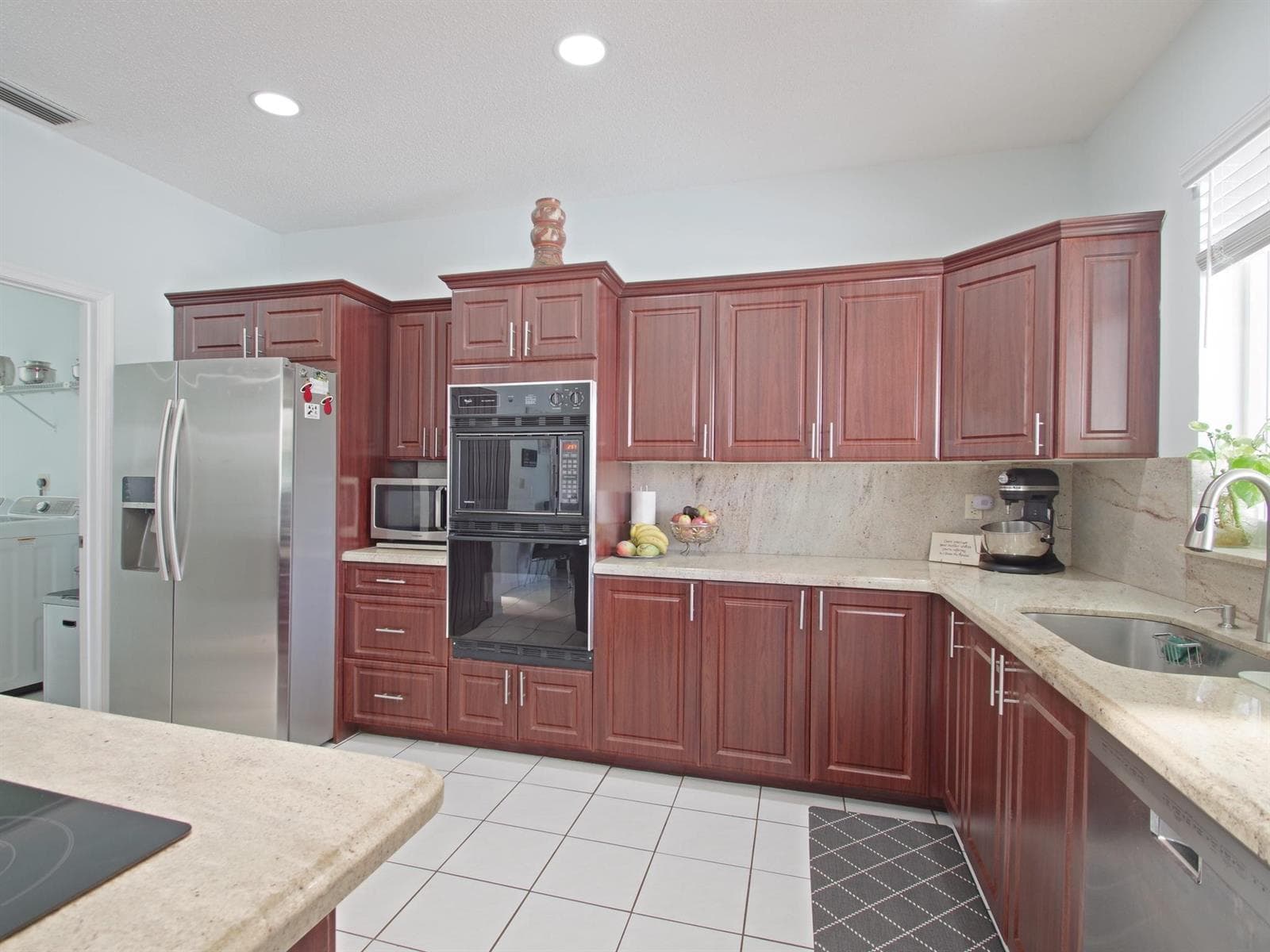 6300 NW 60th Way photo 8