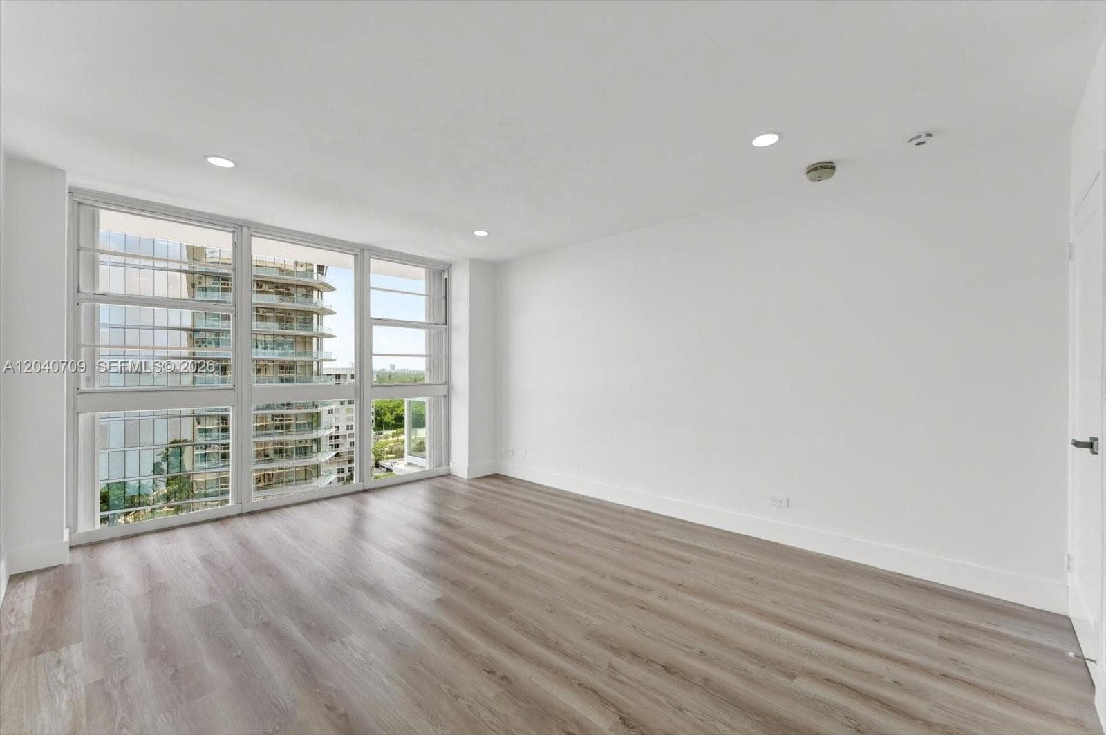 2451 Brickell Ave 14C photo 18