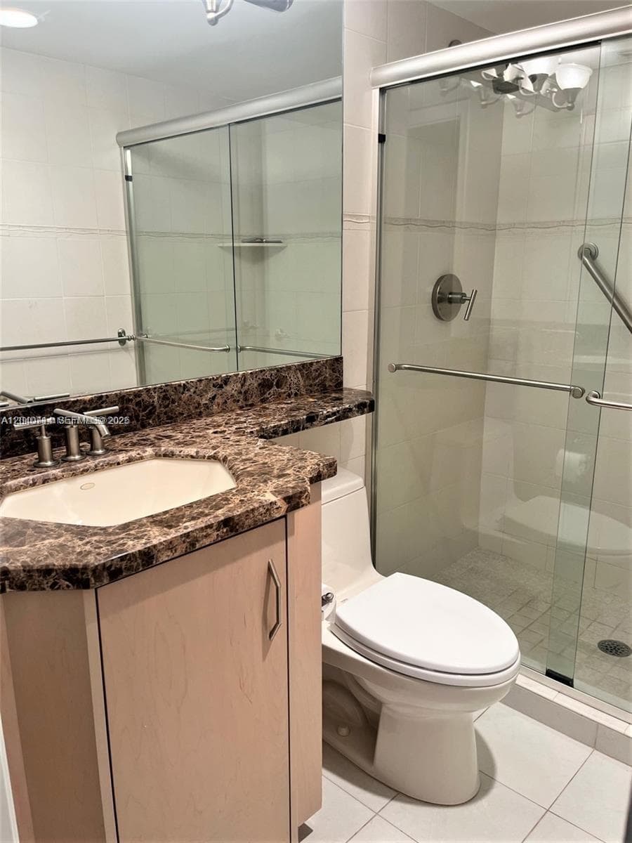 1901 N Ocean Blvd 7E photo 13