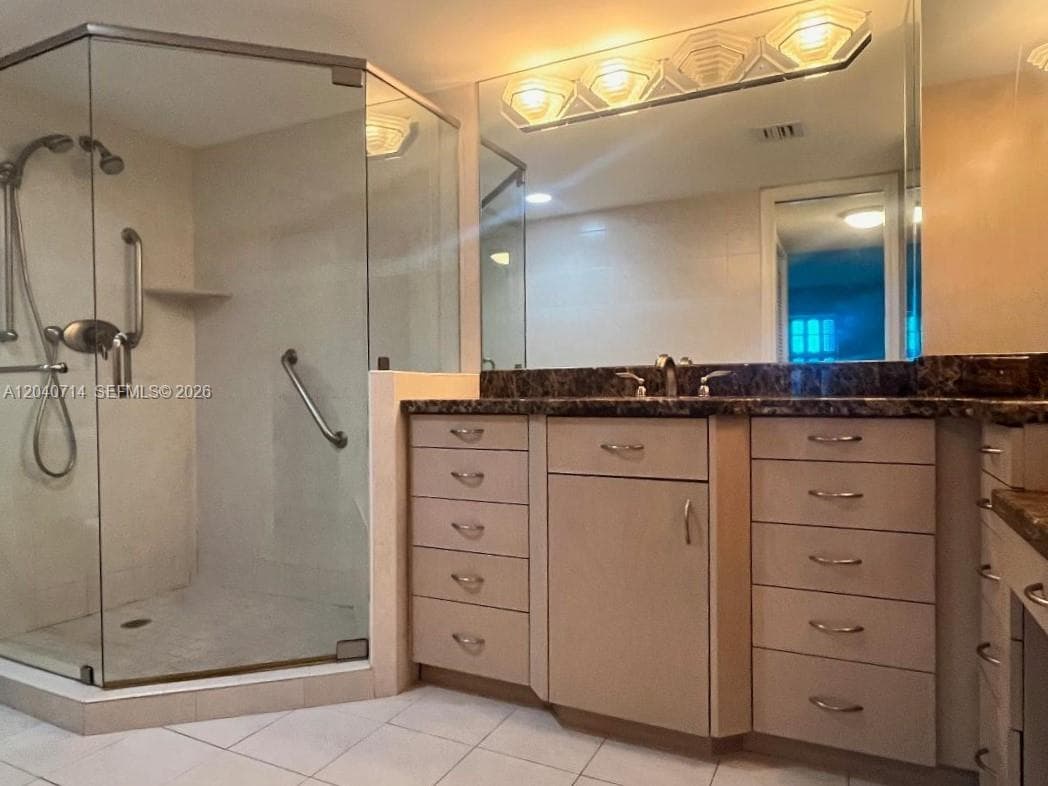1901 N Ocean Blvd 7E photo 11
