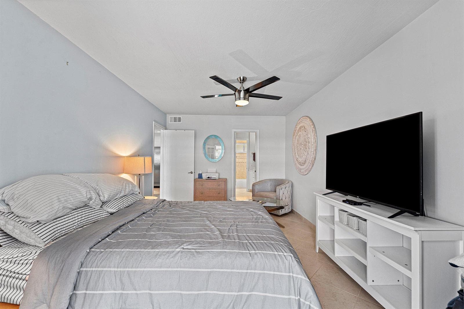 3851 N Ocean Boulevard 4030 photo 22