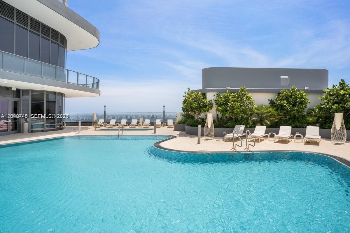 1000 Brickell Plz 4906 photo 14