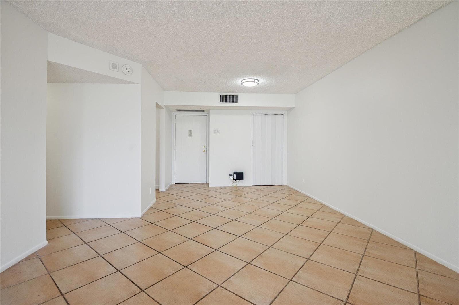 1170 N Federal Highway 309 photo 13