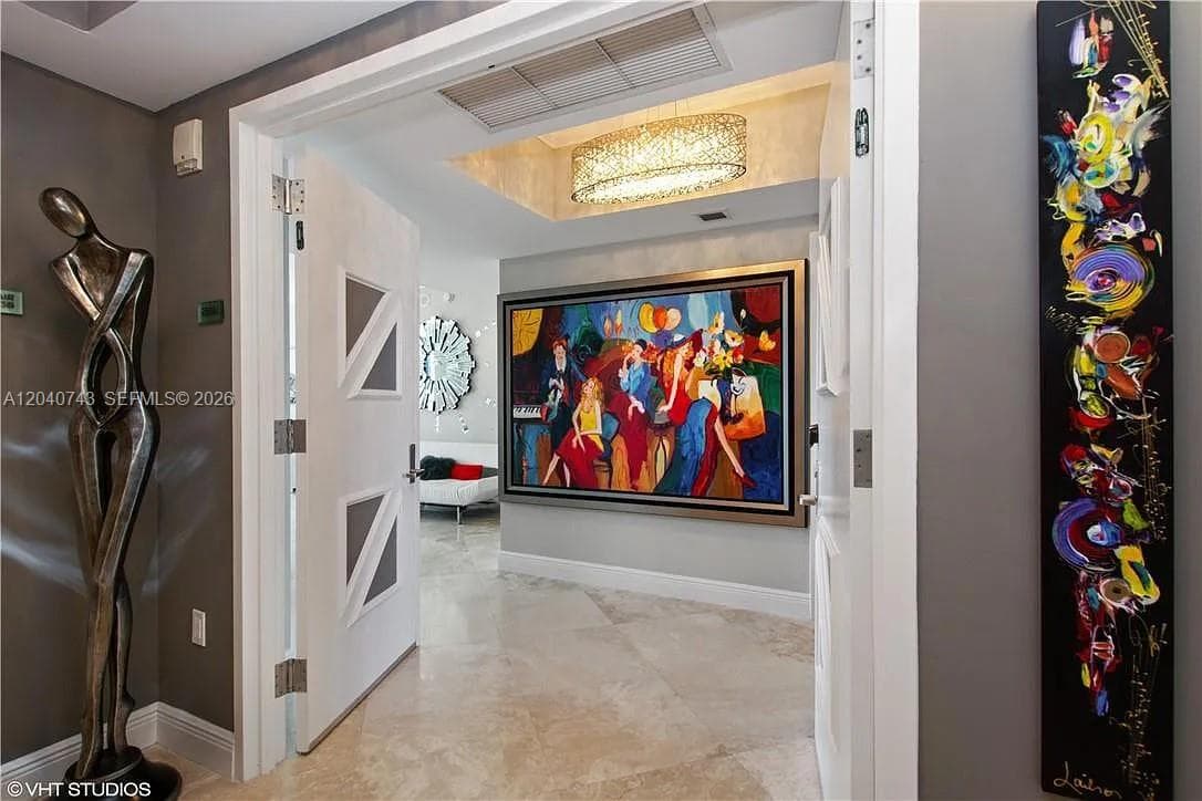 333 Las Olas Way 2506 photo 6