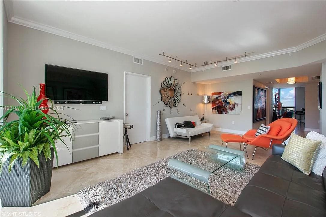 333 Las Olas Way 2506 photo 9