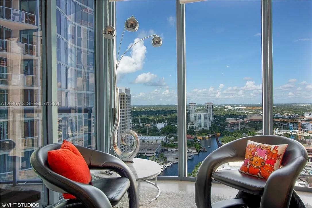333 Las Olas Way 2506 photo 8