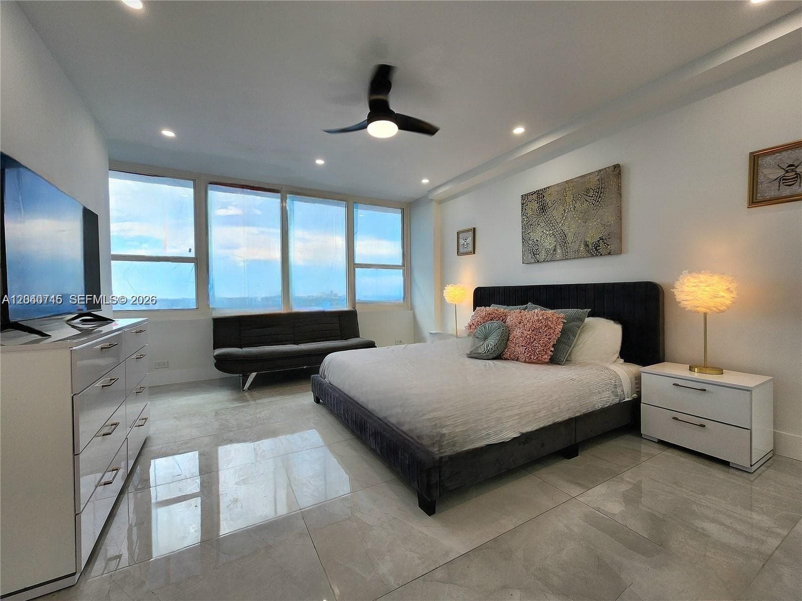 3505 S Ocean Dr PENTHOUSE 1502 photo 14