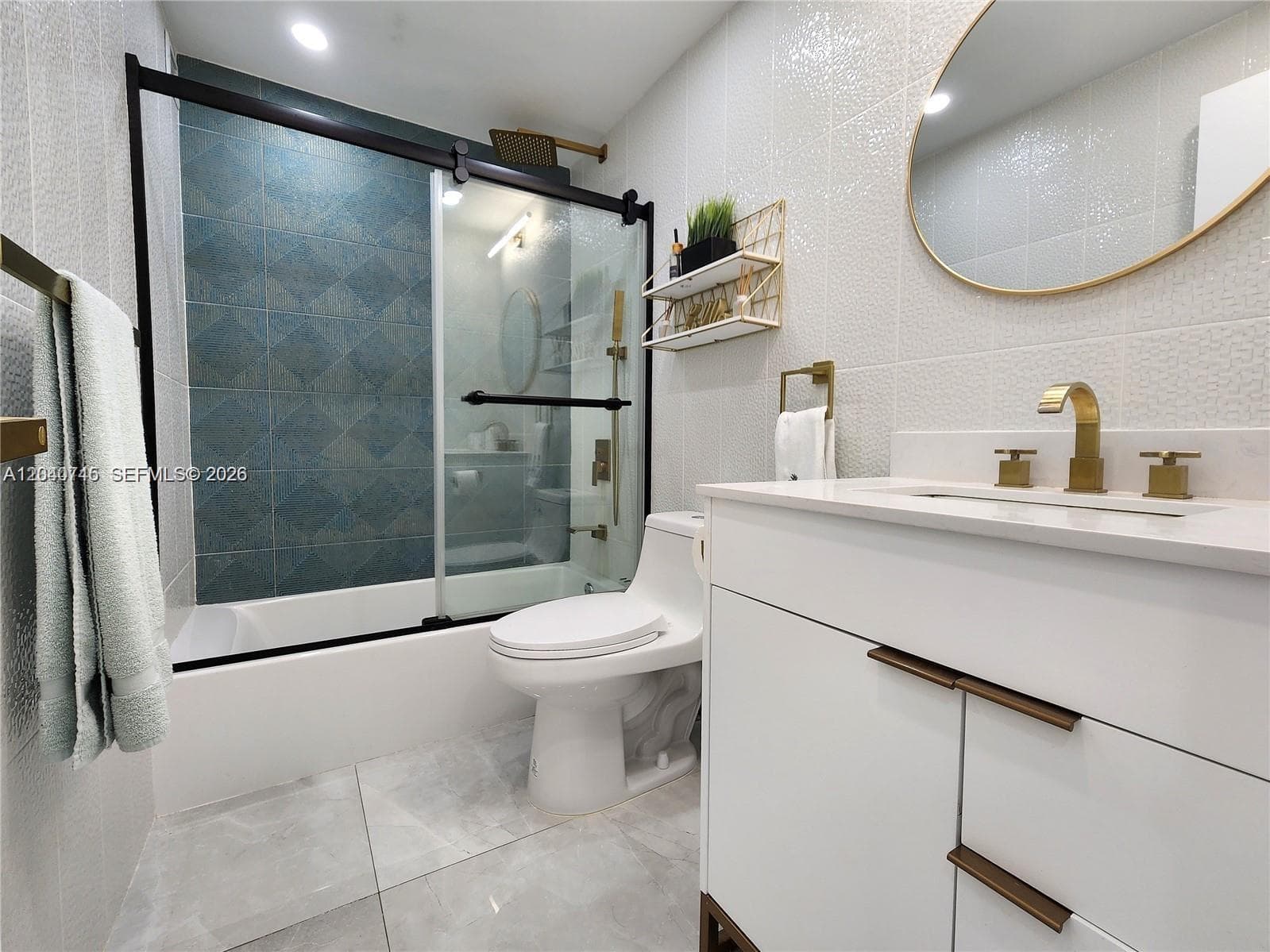 3505 S Ocean Dr PENTHOUSE 1502 photo 21