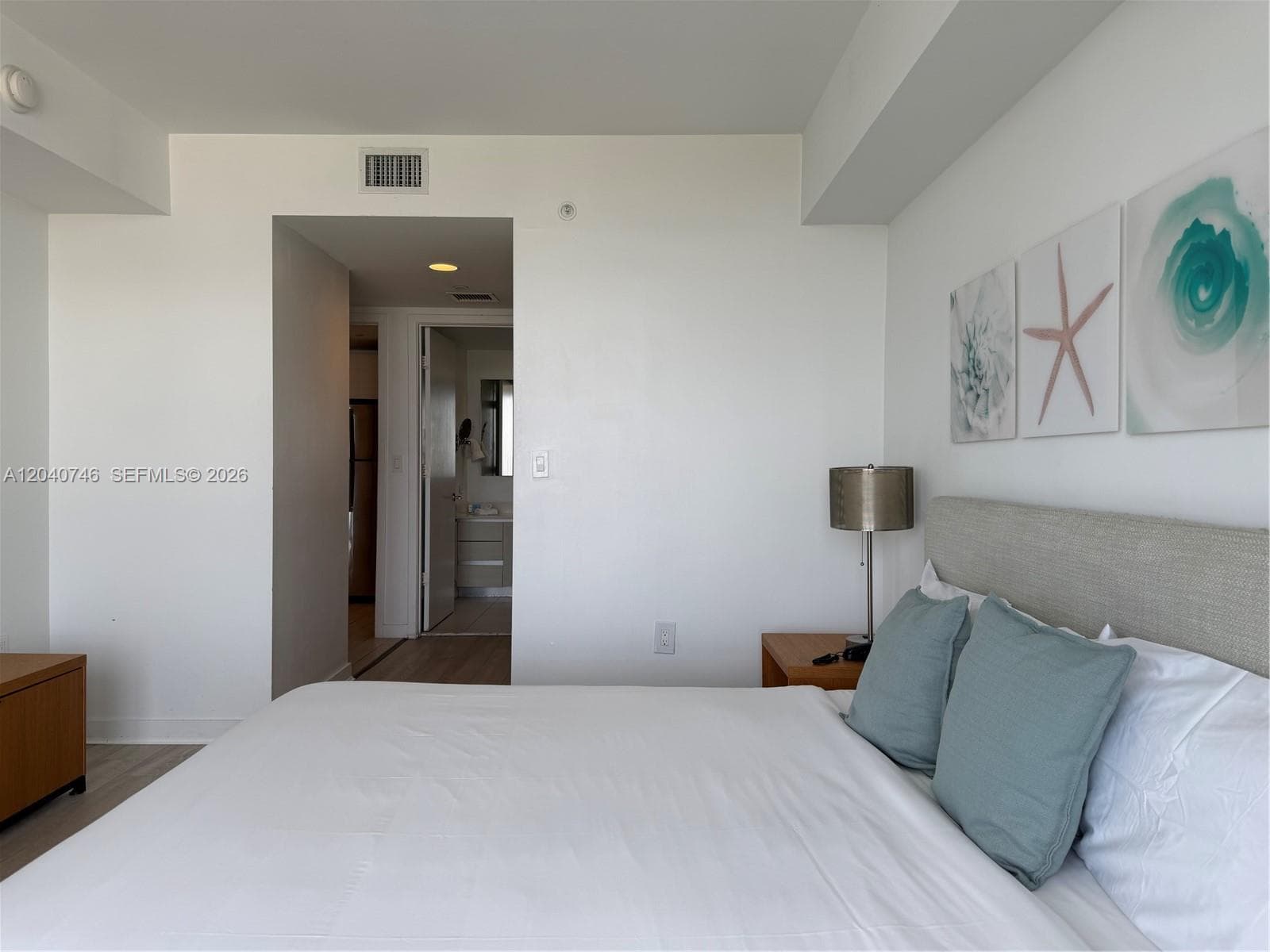 2602 E Hallandale Beach Blvd R1910 photo 15