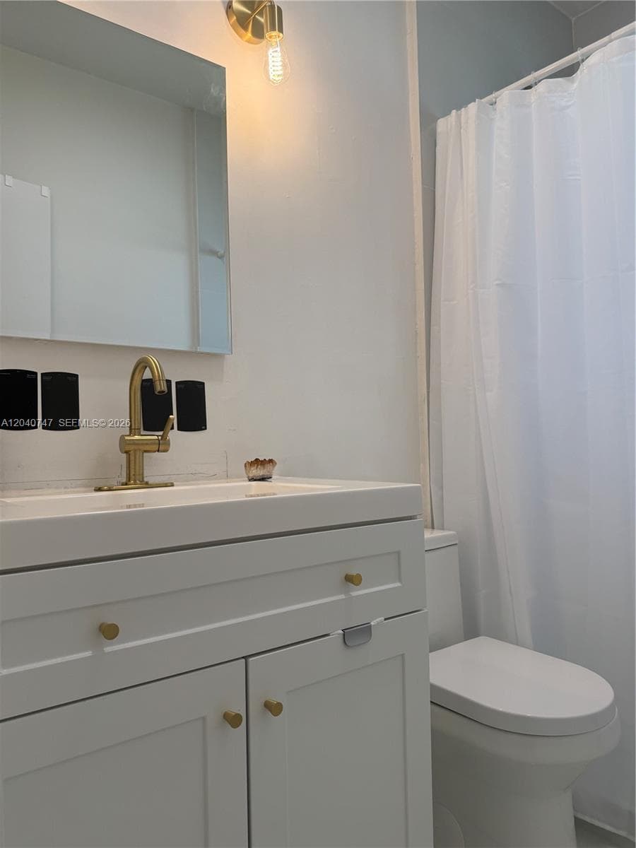 N112 photo 16