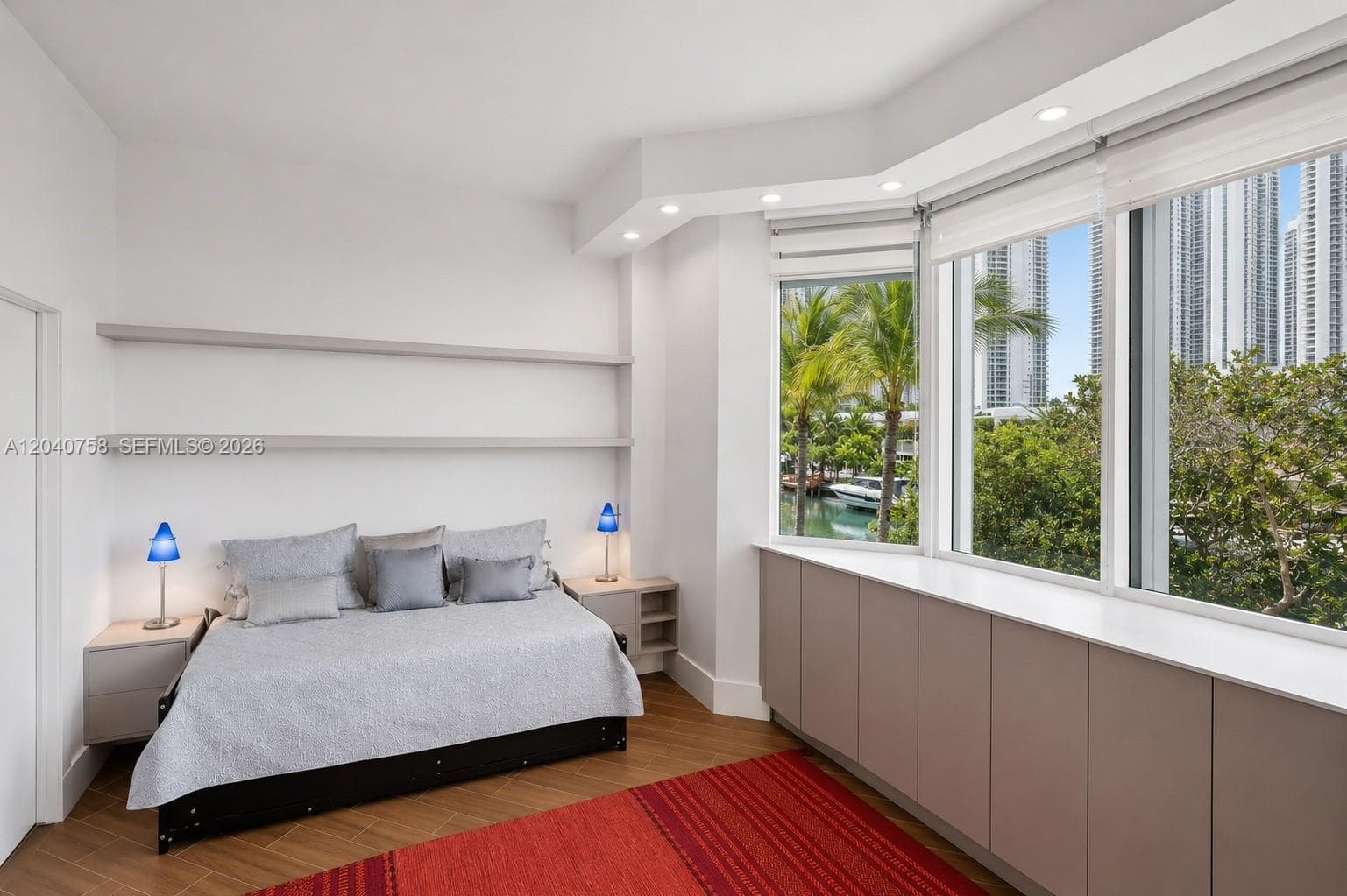 16400 Collins Ave TH-4 photo 9