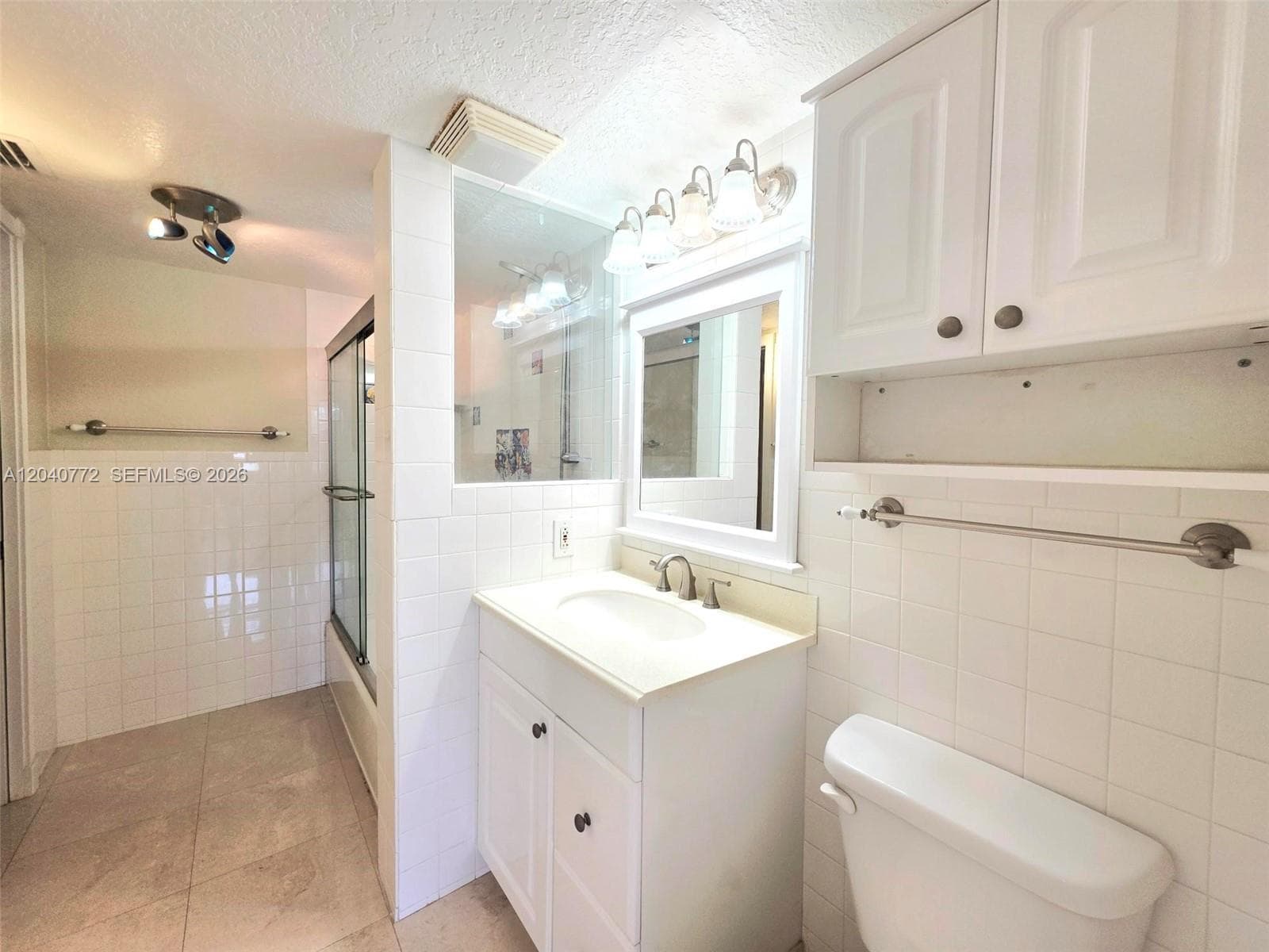 1400 NE 57th Ct 202 photo 12