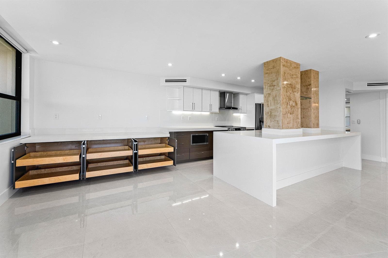 5480 N Ocean Drive B1c photo 6